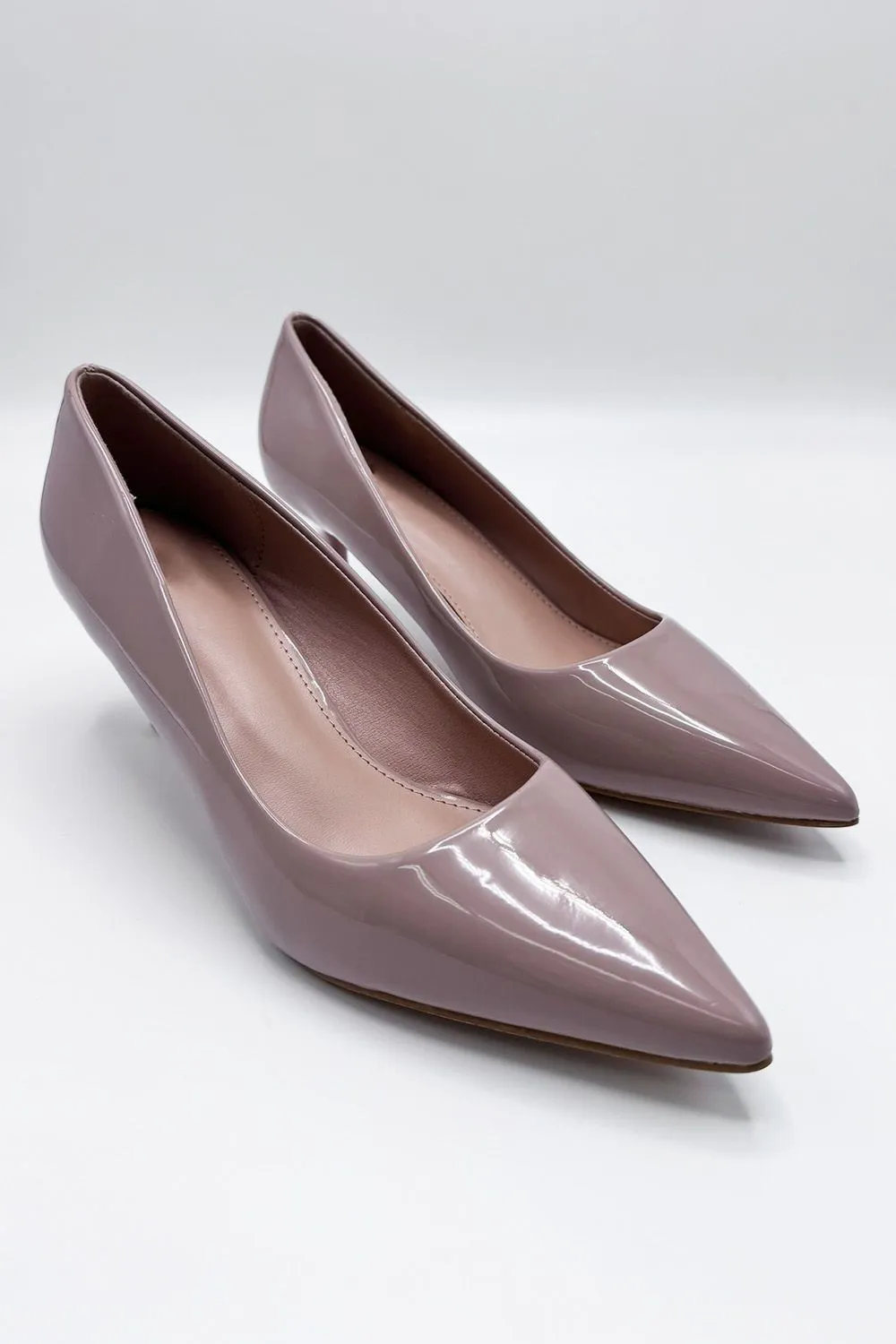 Aranea Pointed Toe Court Shoes in Nude