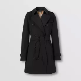 BURBERRY TRENCH COAT