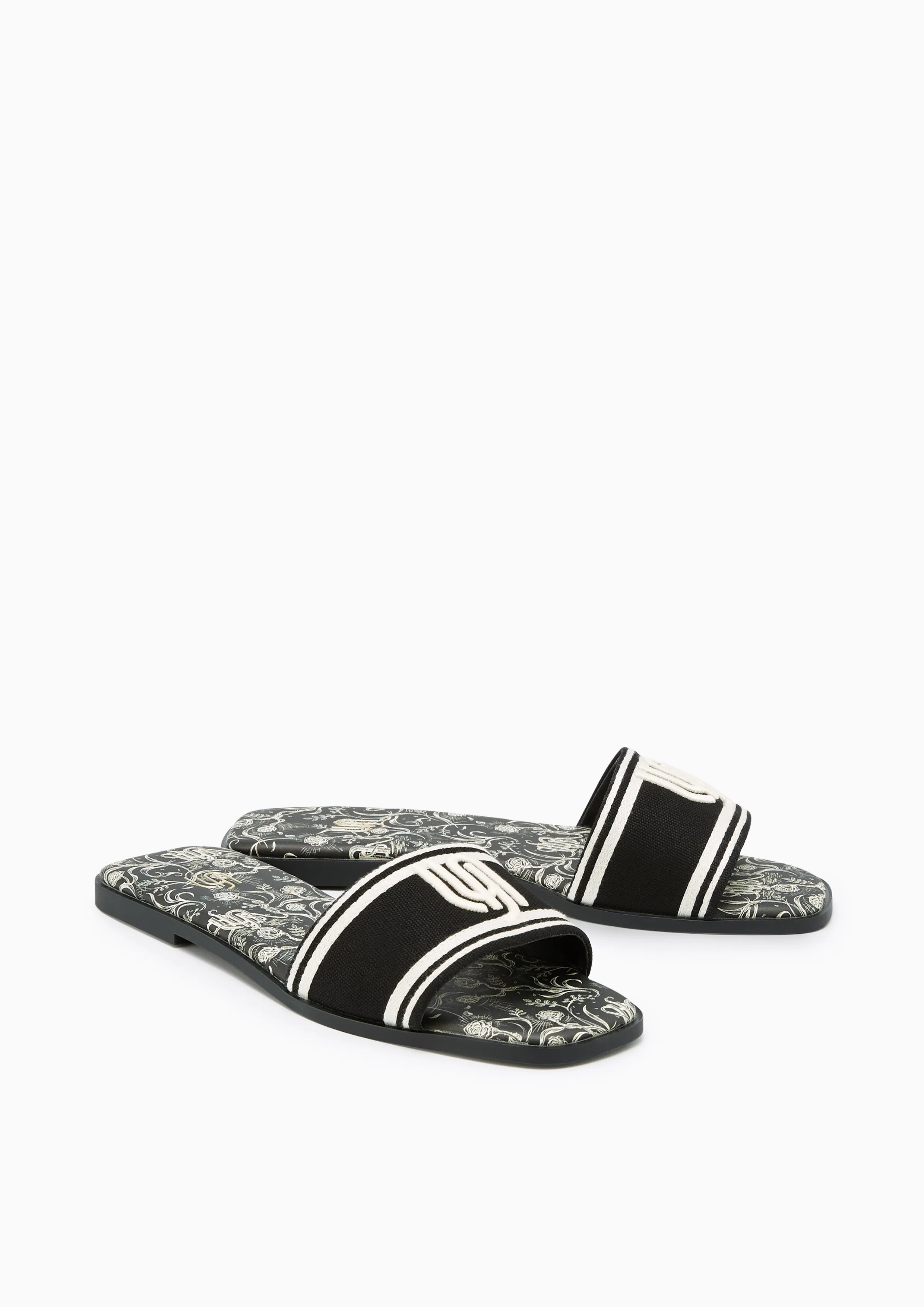 Maiden Flat Infinite Sandals Black