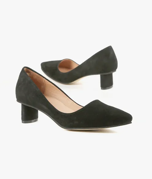 OVAL KITTEN PUMP Black Suede Heels