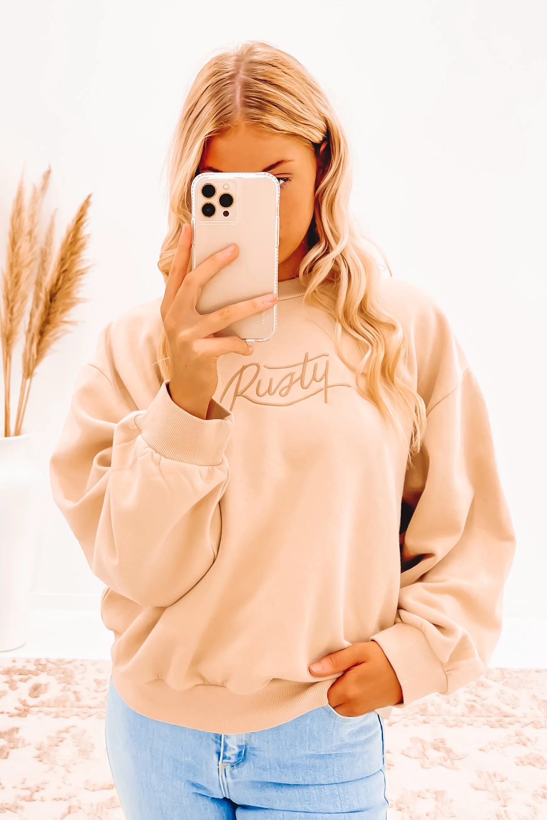 Rusty Script Oversize Crew Neck Fleece Oatmilk