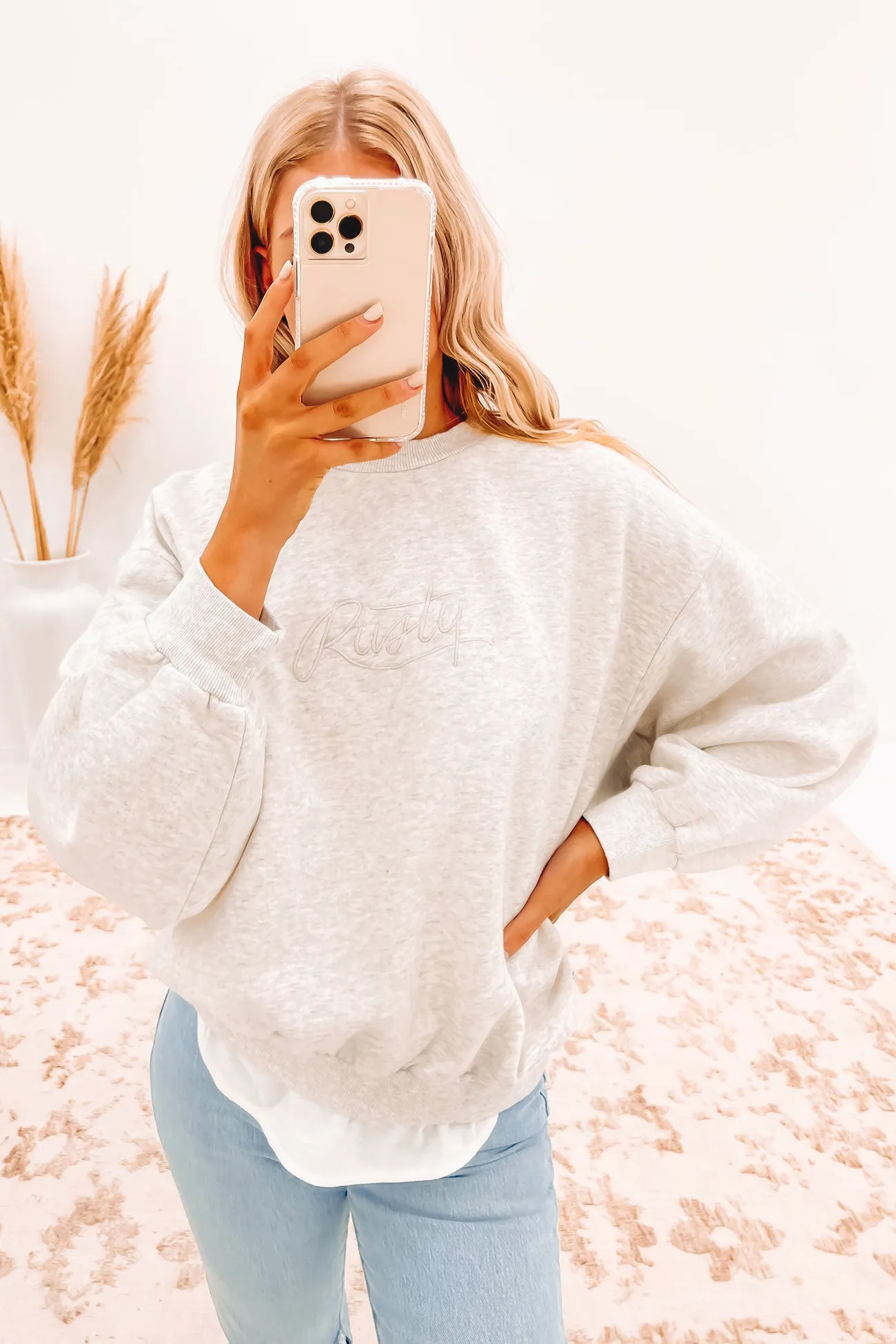 Rusty Script Oversize Crew Neck Fleece White Marle