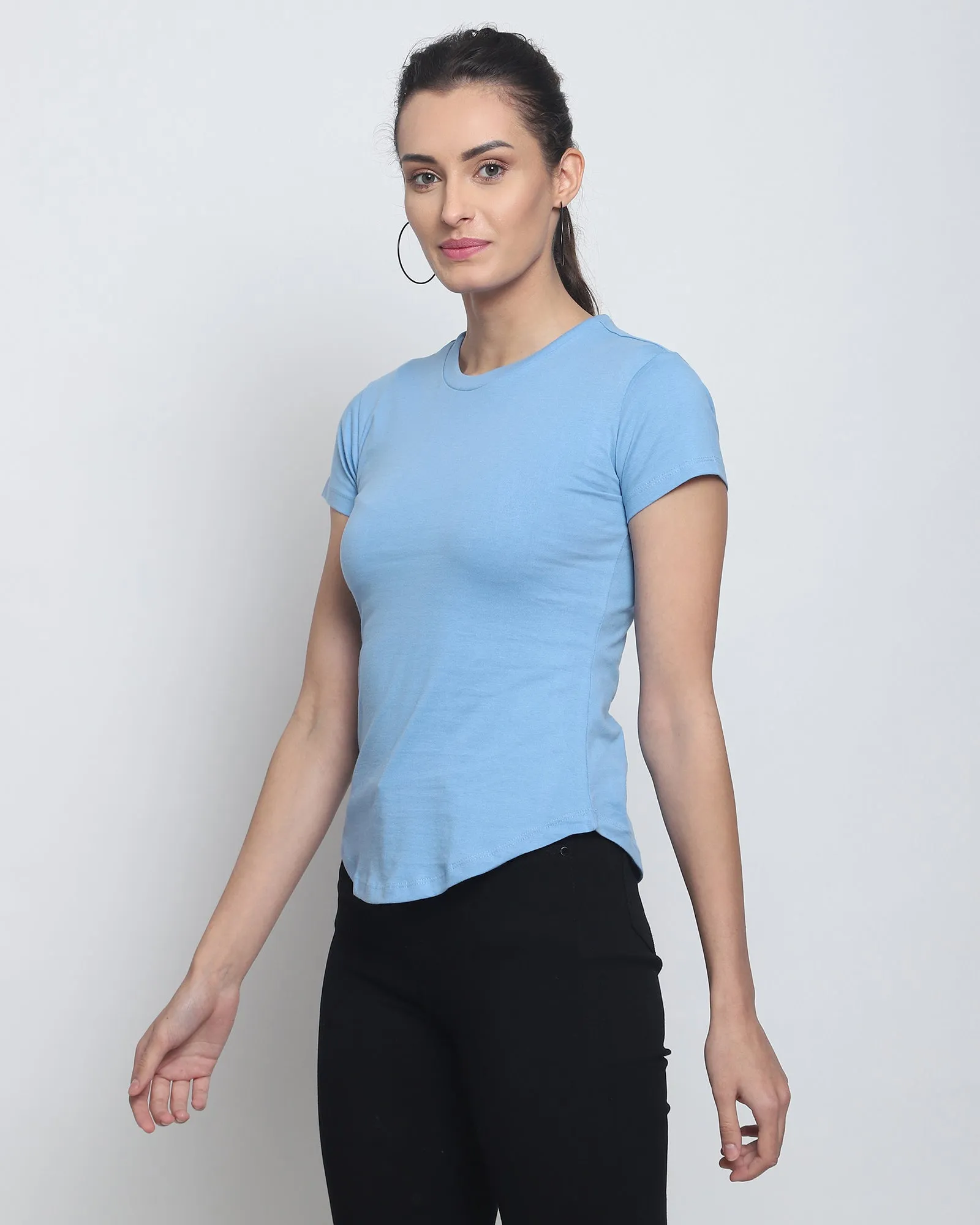 Women Crew Neck Top: Cyan Blue