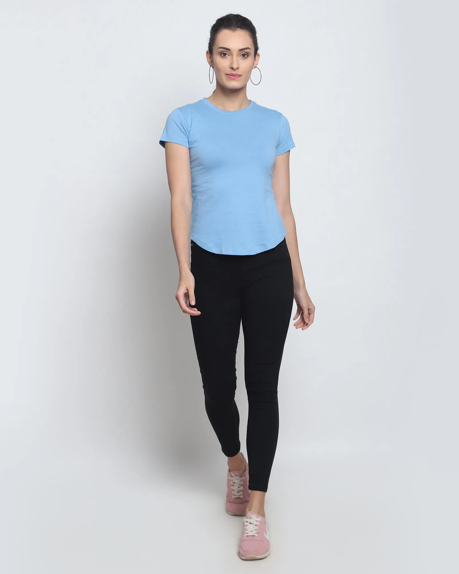 Women Crew Neck Top: Cyan Blue